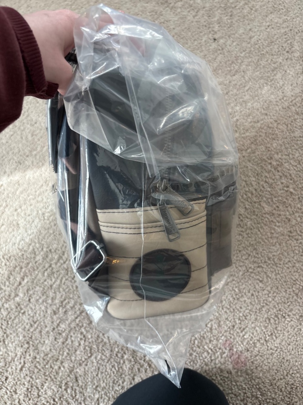 Loungefly Star Wars Rey Cosplay backpack - Picture 3 of 3